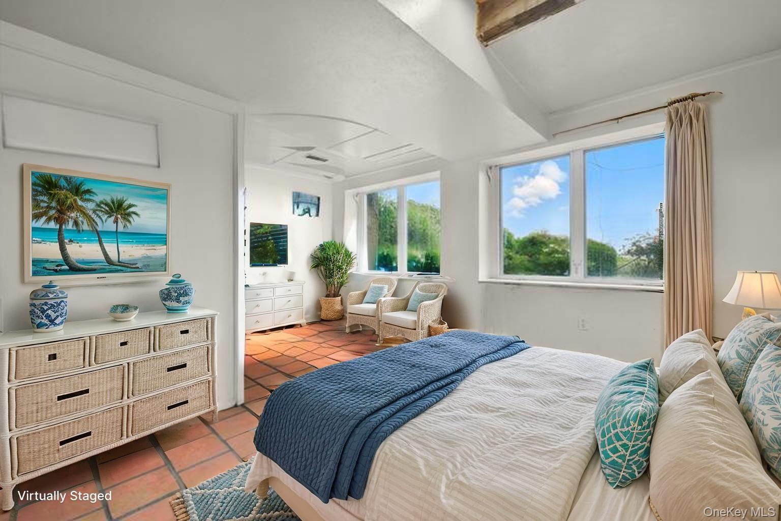 69 Cornwells Beach Road, Sands Point, NY 11050