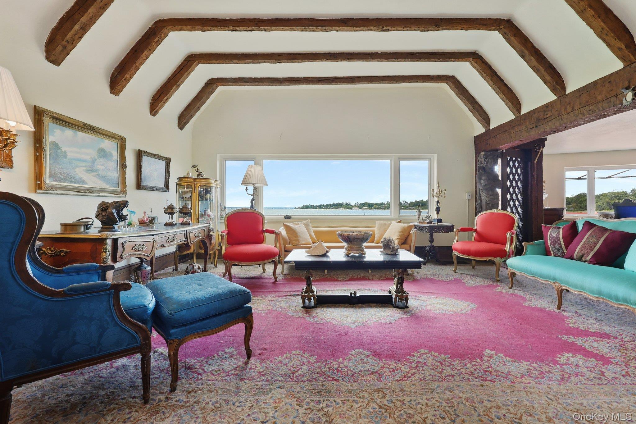 69 Cornwells Beach Road, Sands Point, NY 11050