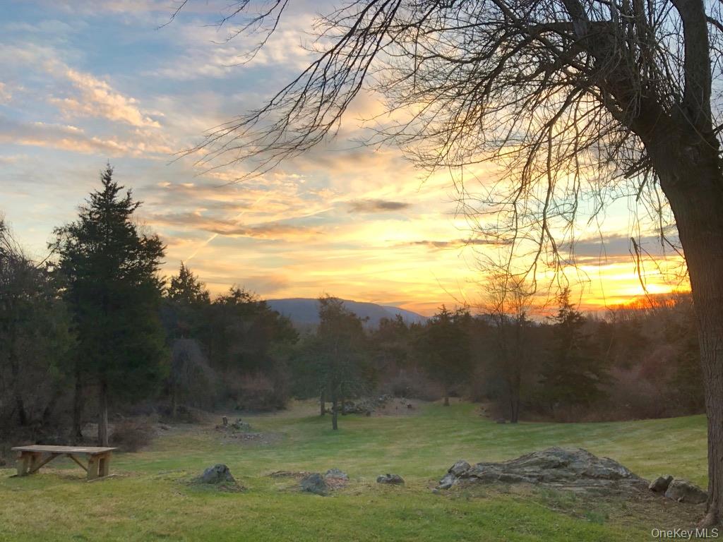 47 Onderdonk Road, Warwick, NY 10990