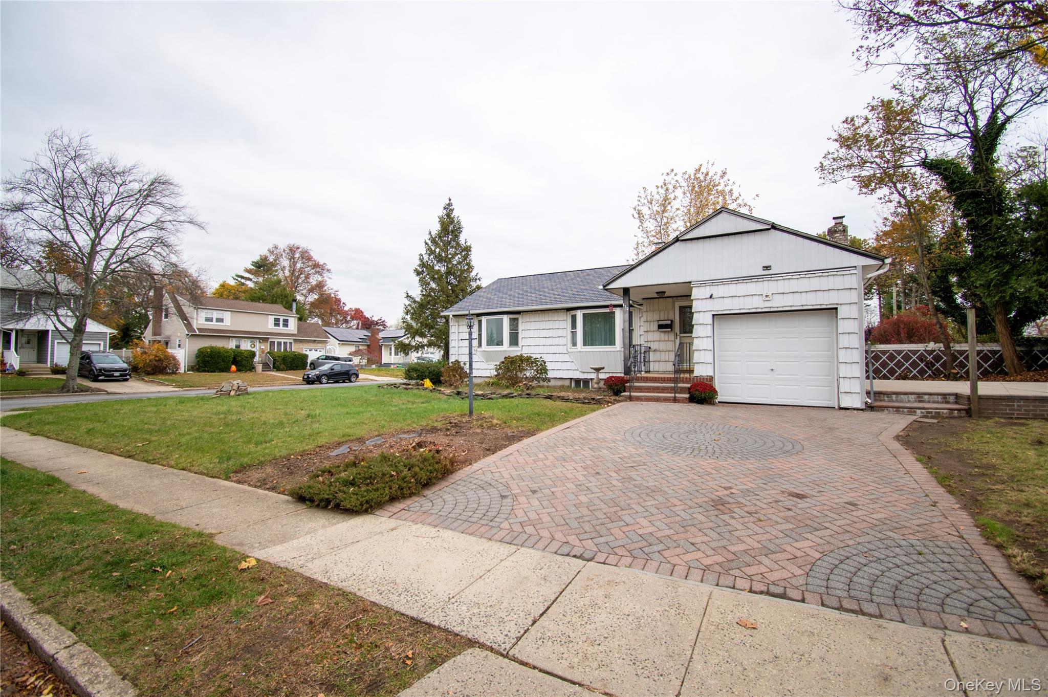 650 Bryant Street, East Meadow, NY 11554