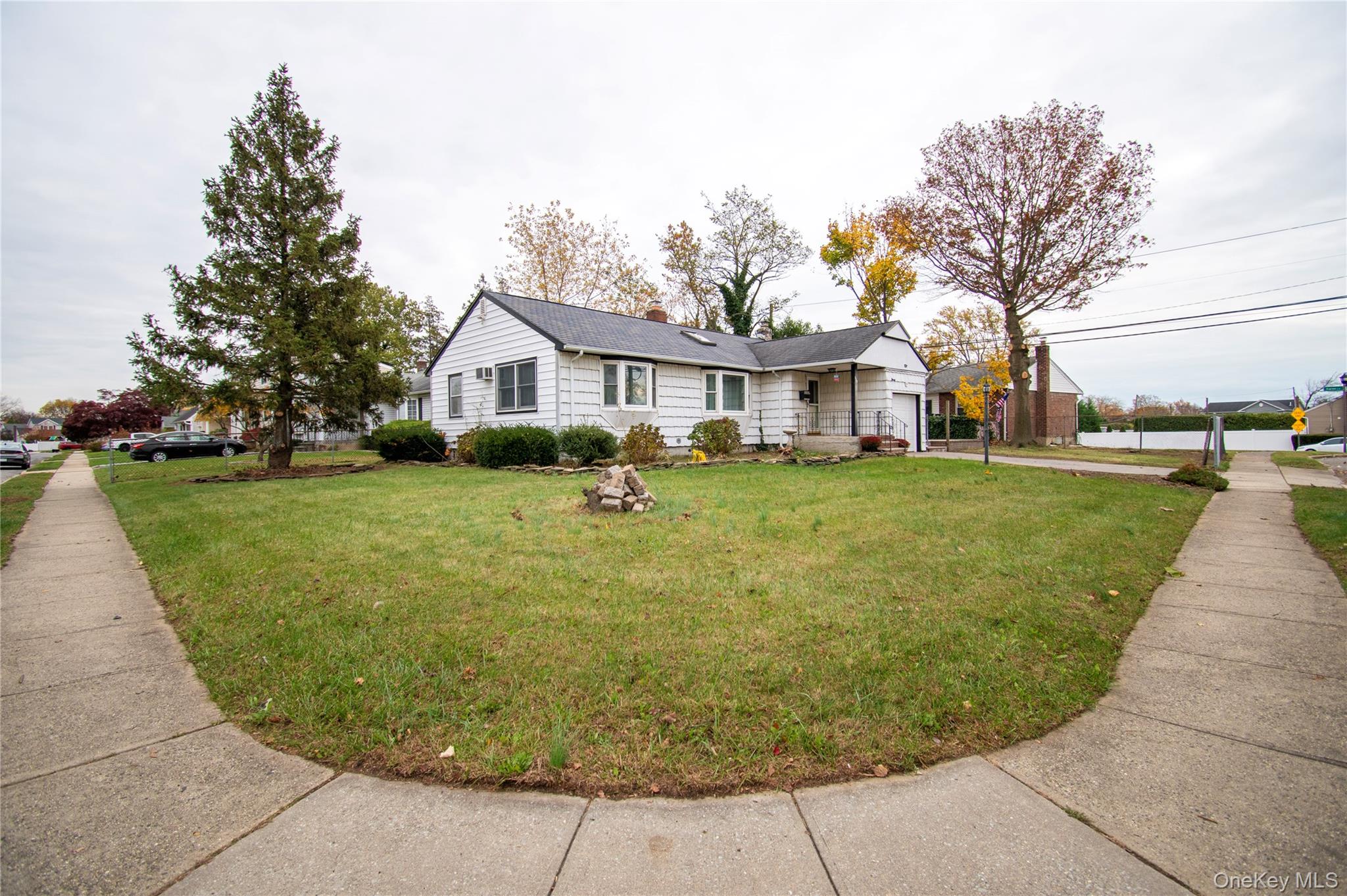 650 Bryant Street, East Meadow, NY 11554