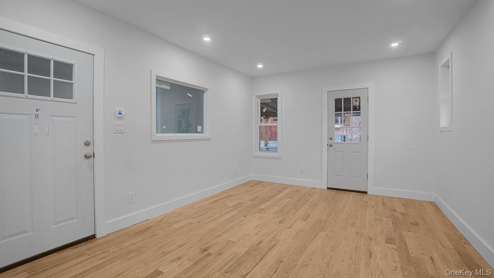 679 E 221st Street, Bronx, NY 10467