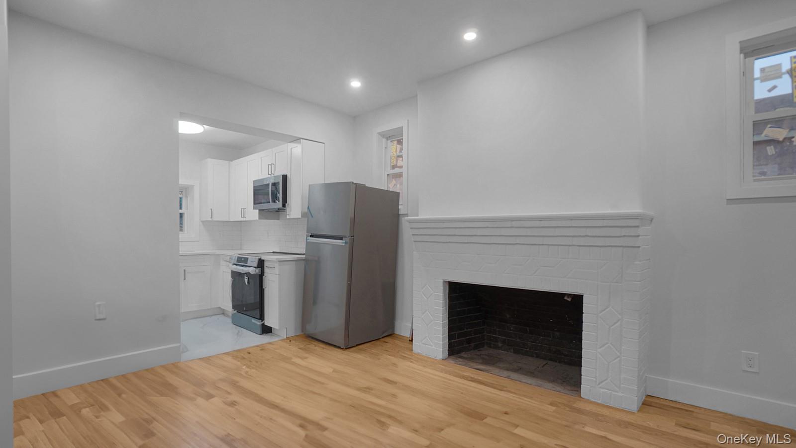 679 E 221st Street, Bronx, NY 10467