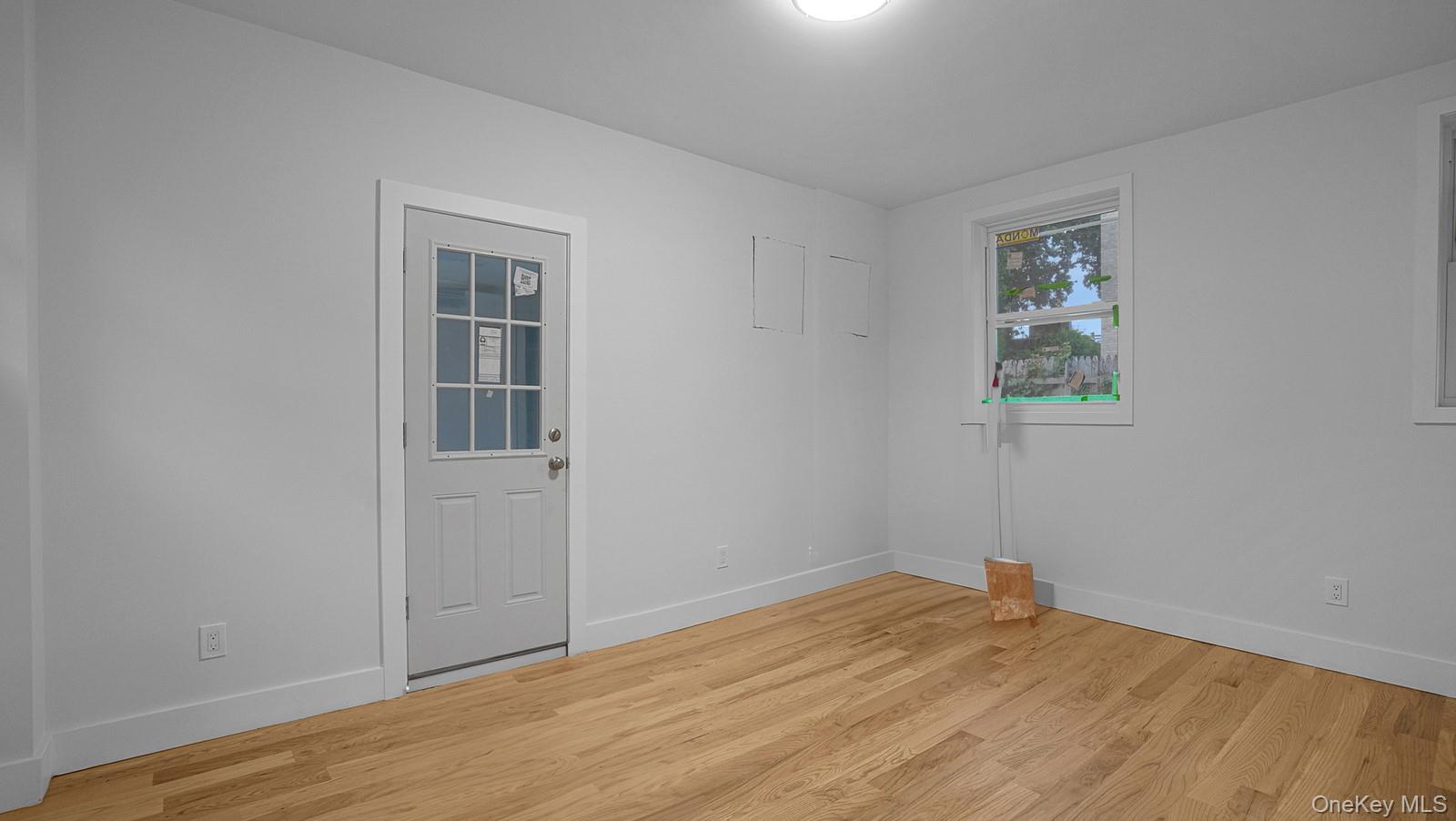 679 E 221st Street, Bronx, NY 10467