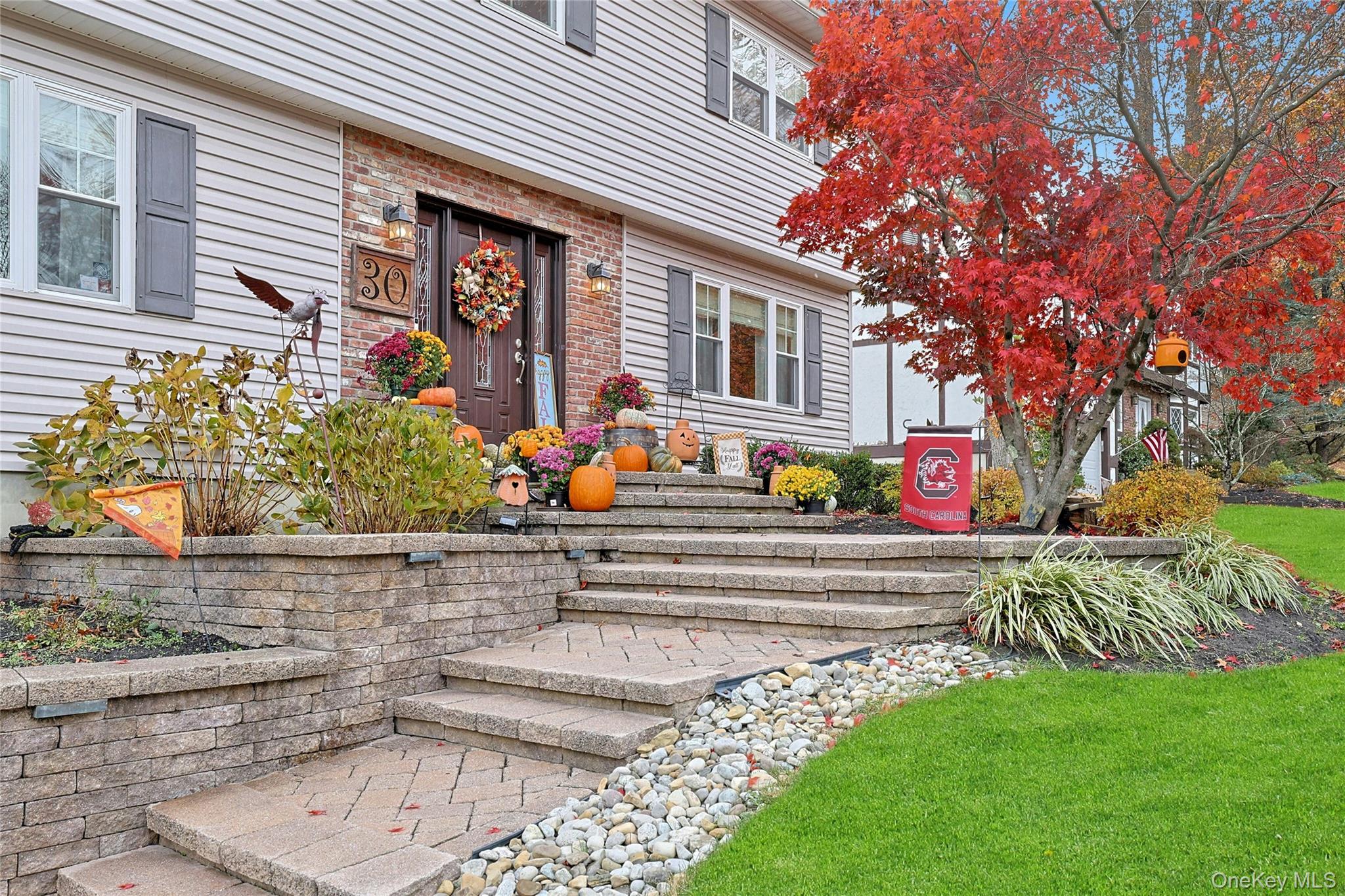 30 Pelham Avenue, Nanuet, NY 10954