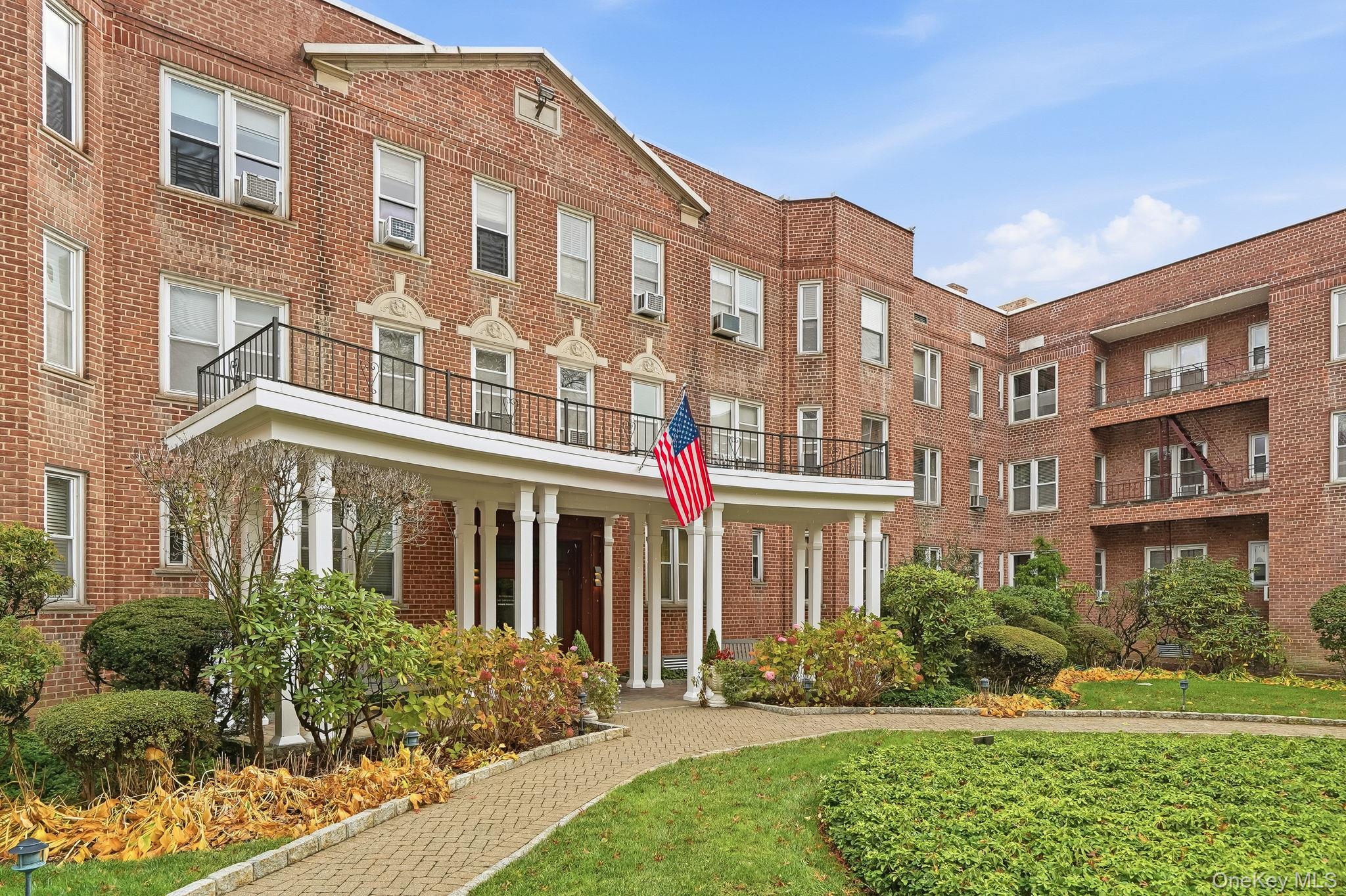 2 Overlook Road # 3C3, White Plains, NY 10605