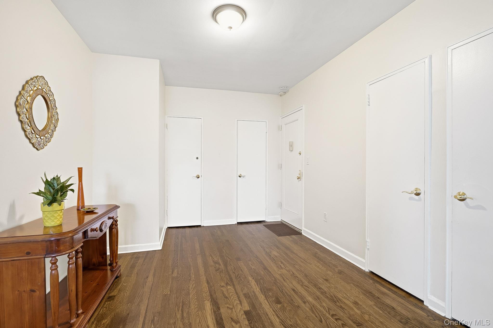 2 Overlook Road # 3C3, White Plains, NY 10605