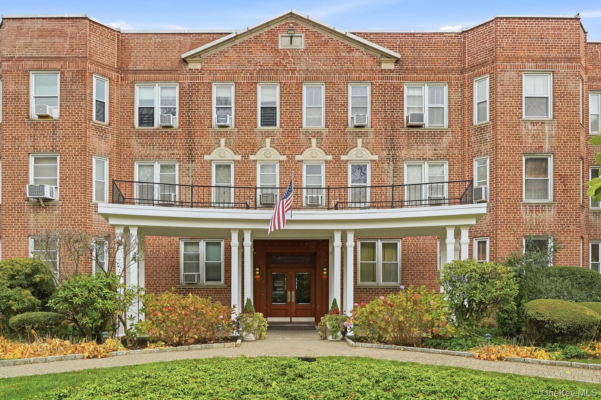 2 Overlook Road # 3C3, White Plains, NY 10605