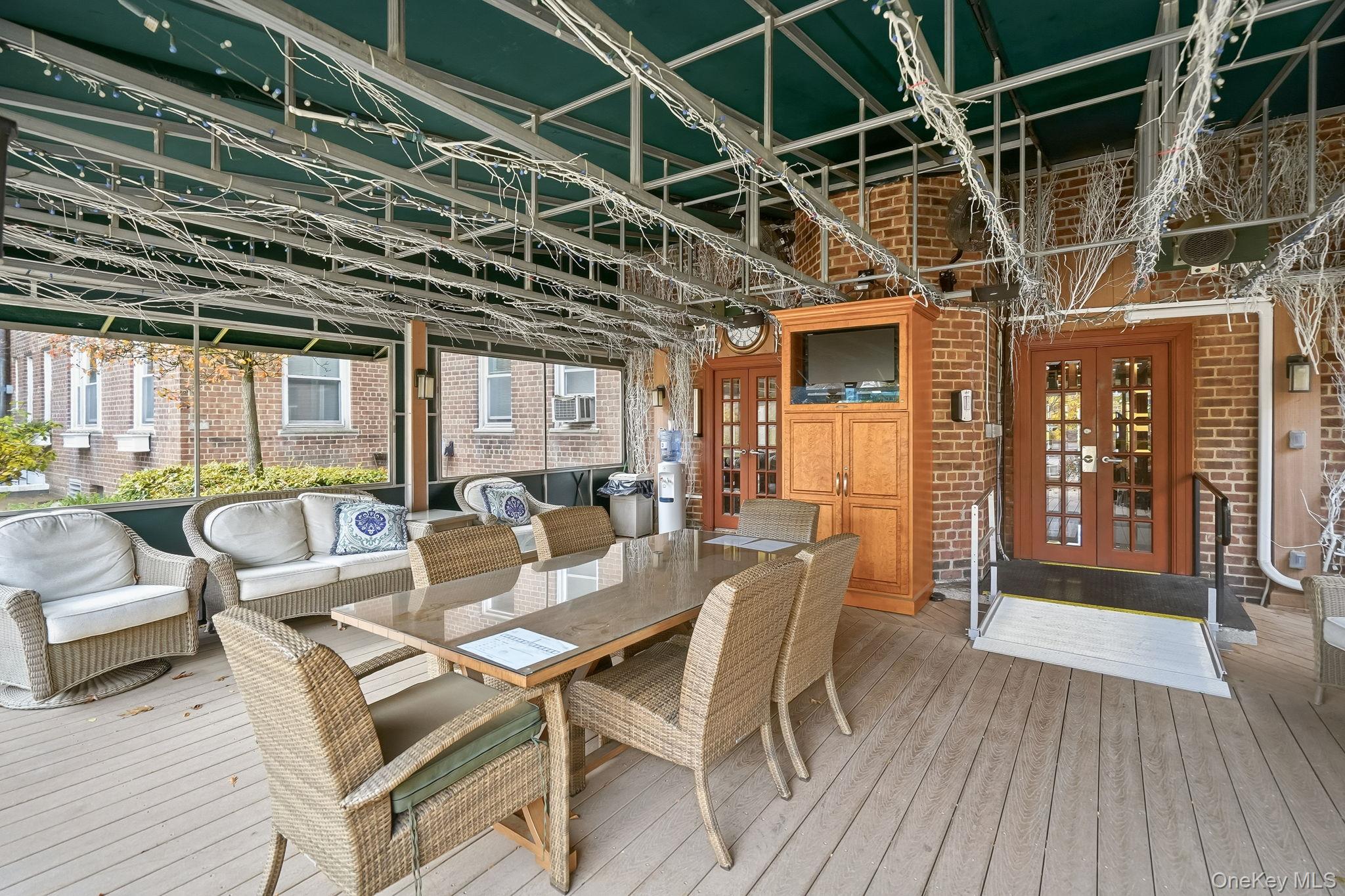 2 Overlook Road # 3C3, White Plains, NY 10605