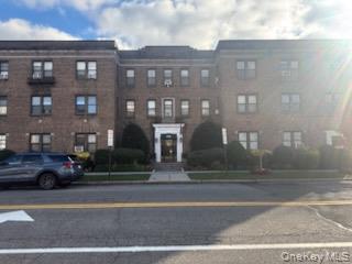 222 7th Street # 1K, Garden City, NY 11530
