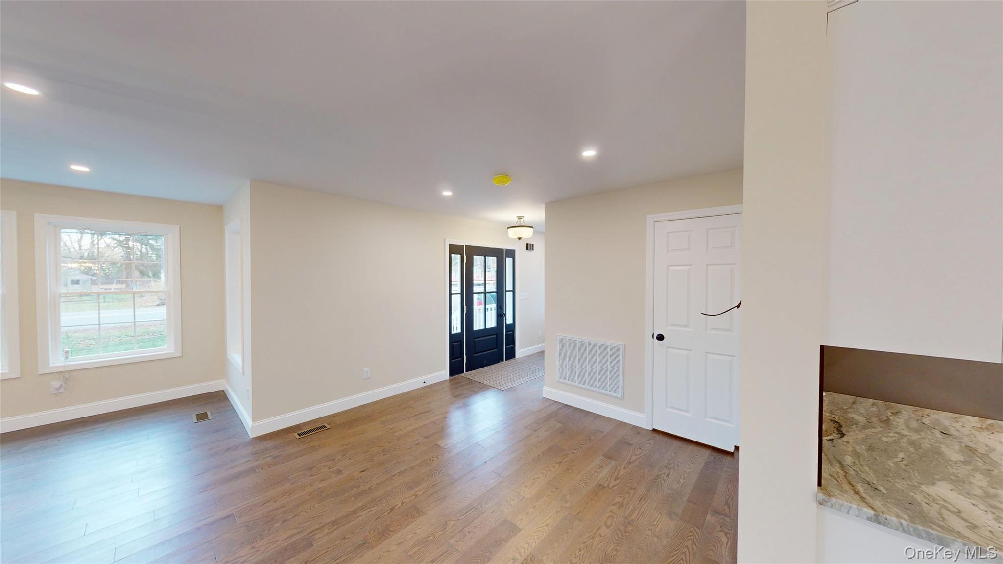 1402 State Route 52, Walden, NY 12586