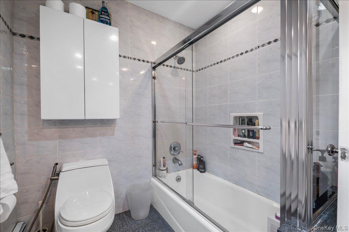 70 Avery Road, Woodbury, NY 11797