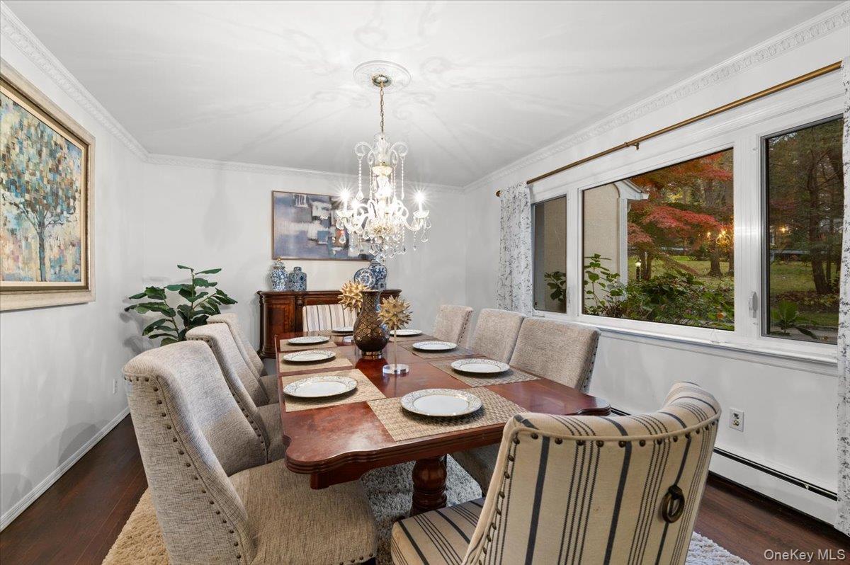 70 Avery Road, Woodbury, NY 11797