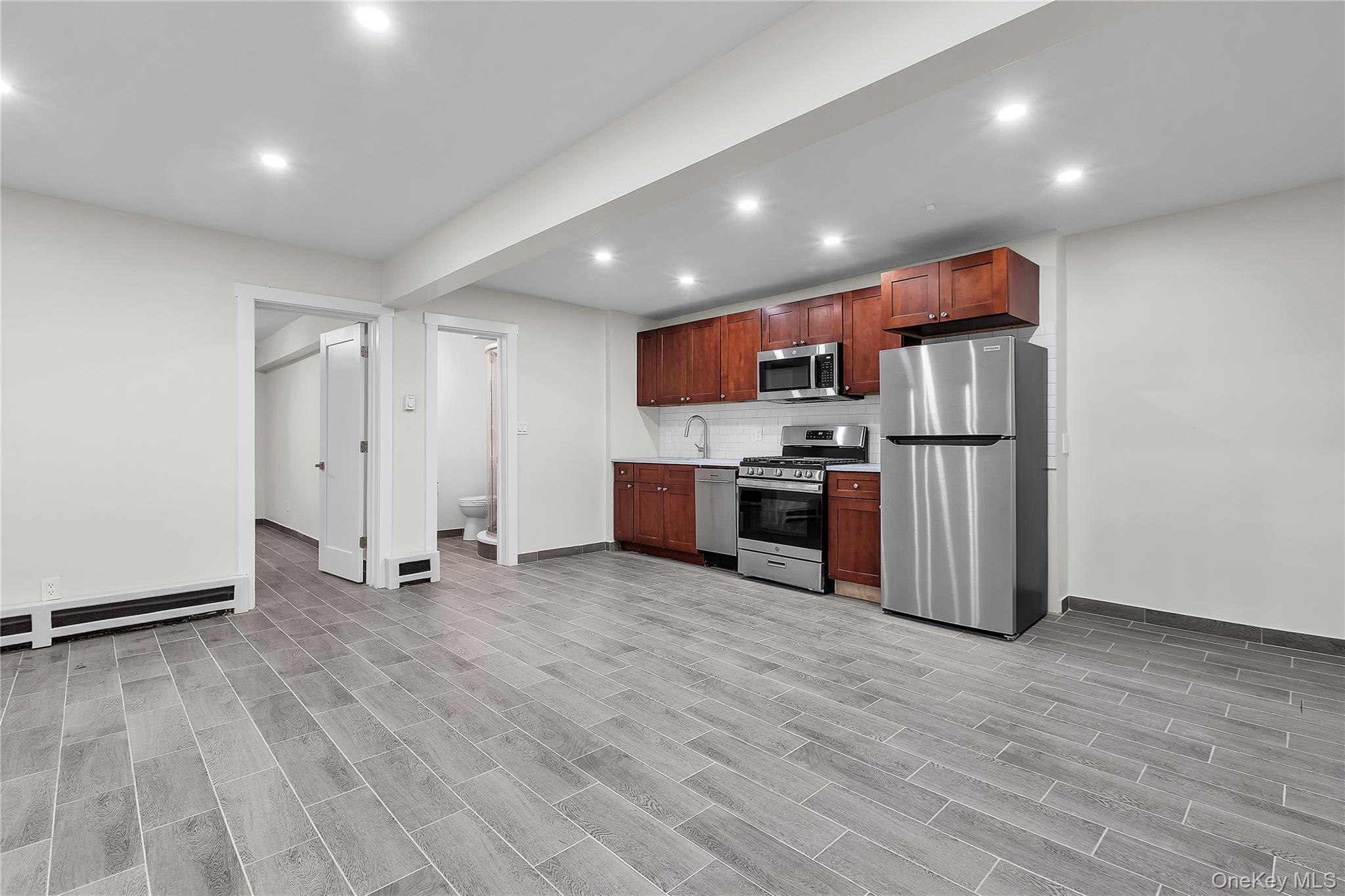 2709 Tenbroeck Avenue, Bronx, NY 10469