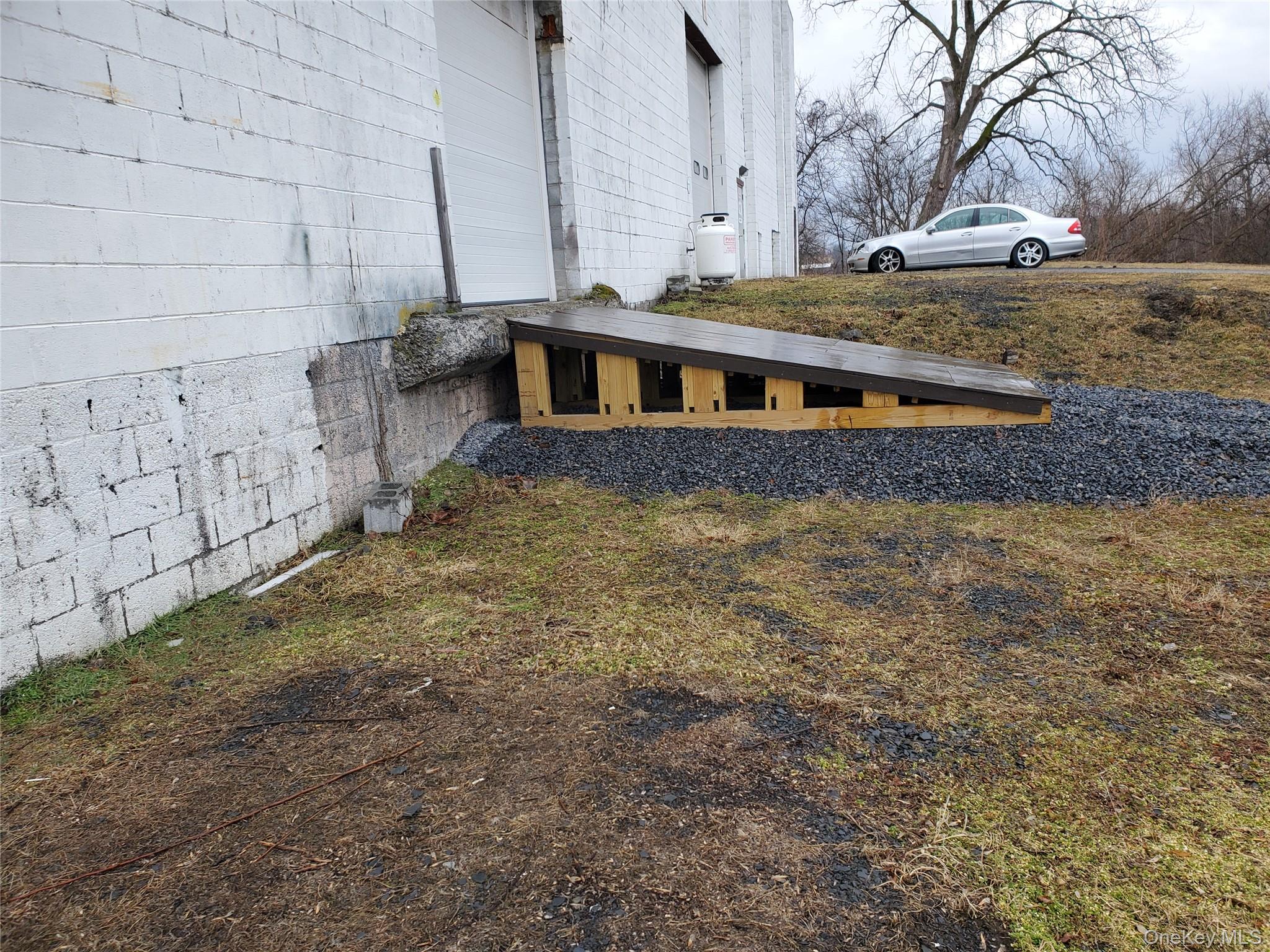 41 Transport Lane, Pine Island, NY 10969