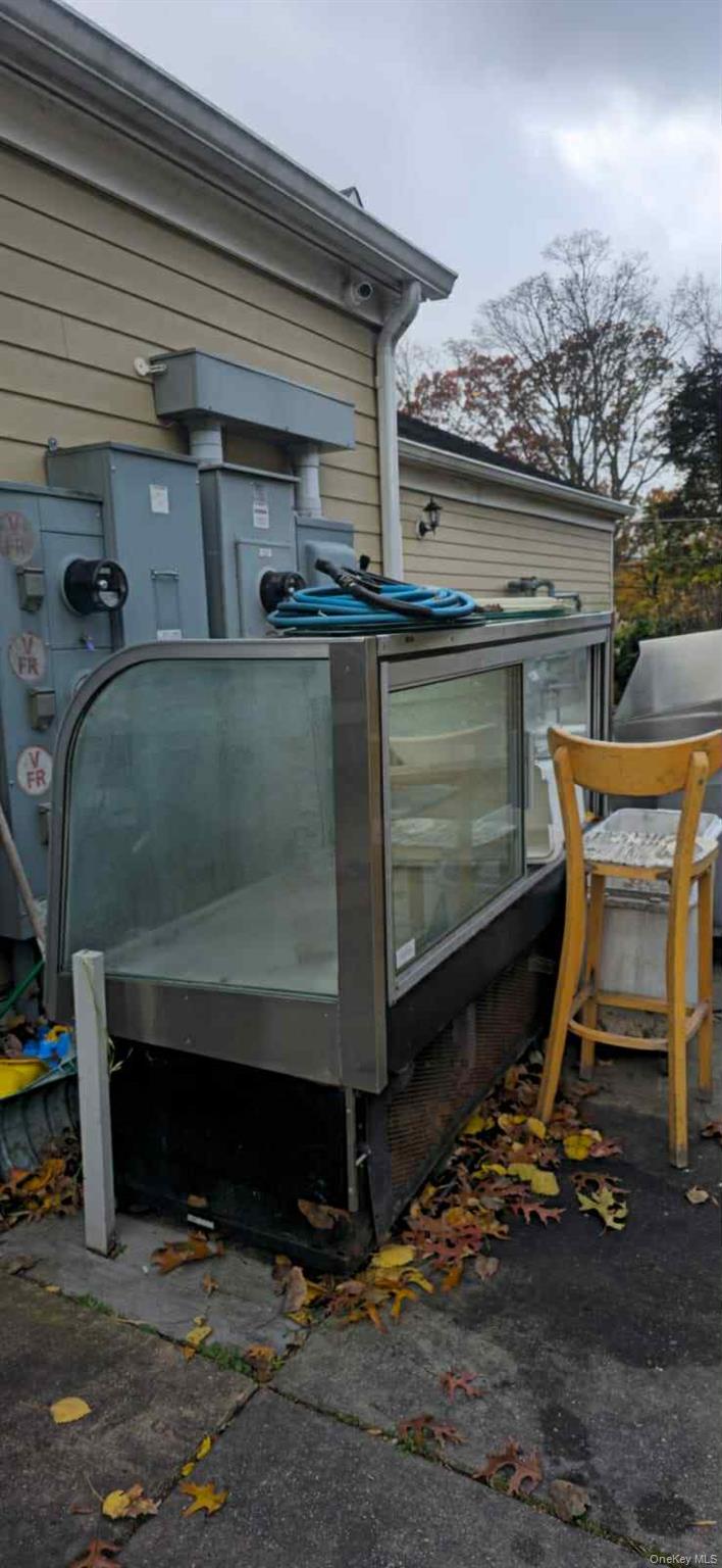 117 Terry Road, Smithtown, NY 11787