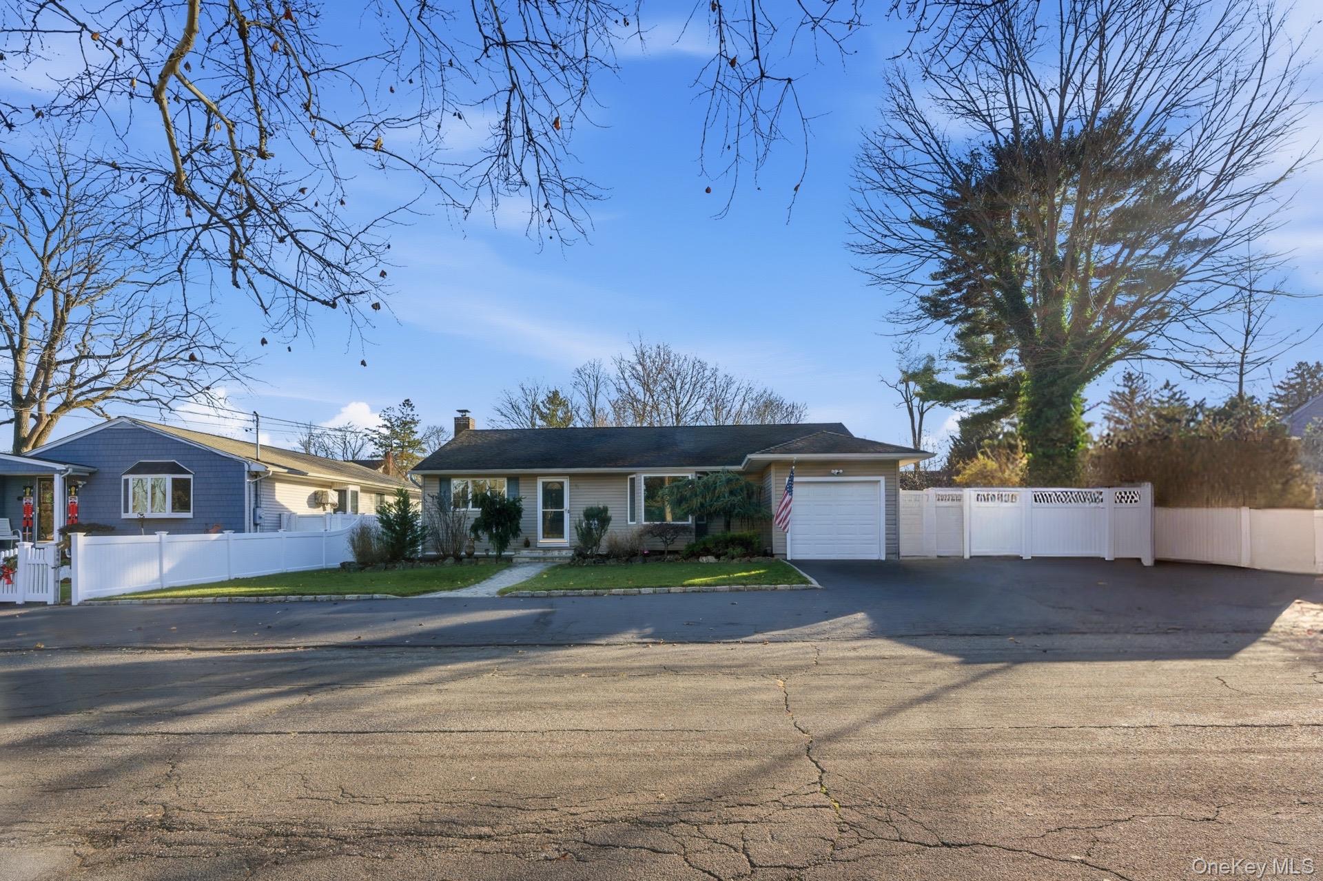 34 Weston Street, Huntington Station, NY 11746