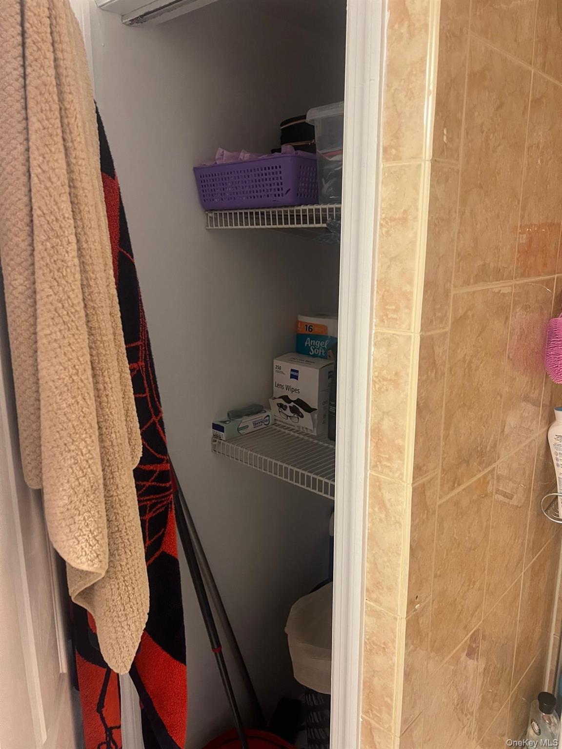 14 Alexander Place, Bronxville, NY 10704