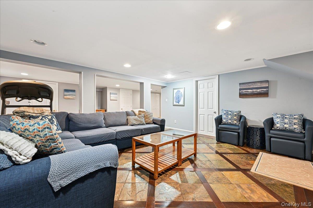 136 Locust Street, Garden City, NY 11530