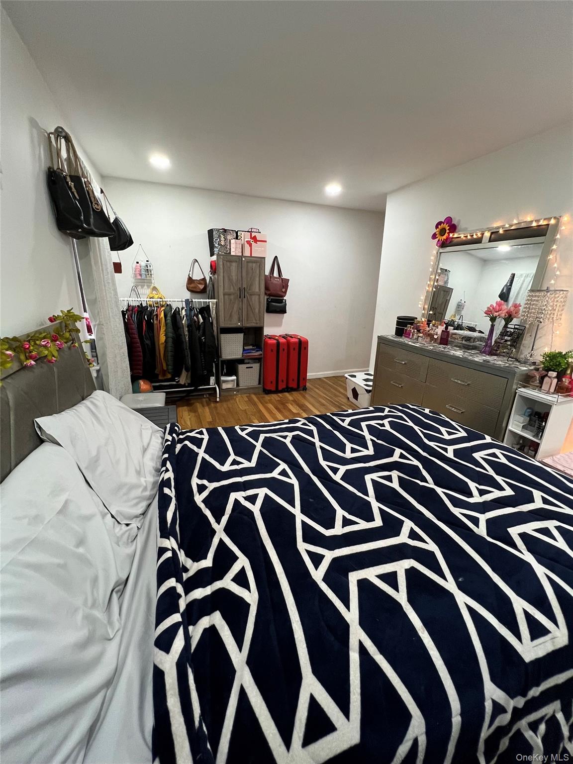 94-10 59th Avenue # 2J, Elmhurst, NY 11373