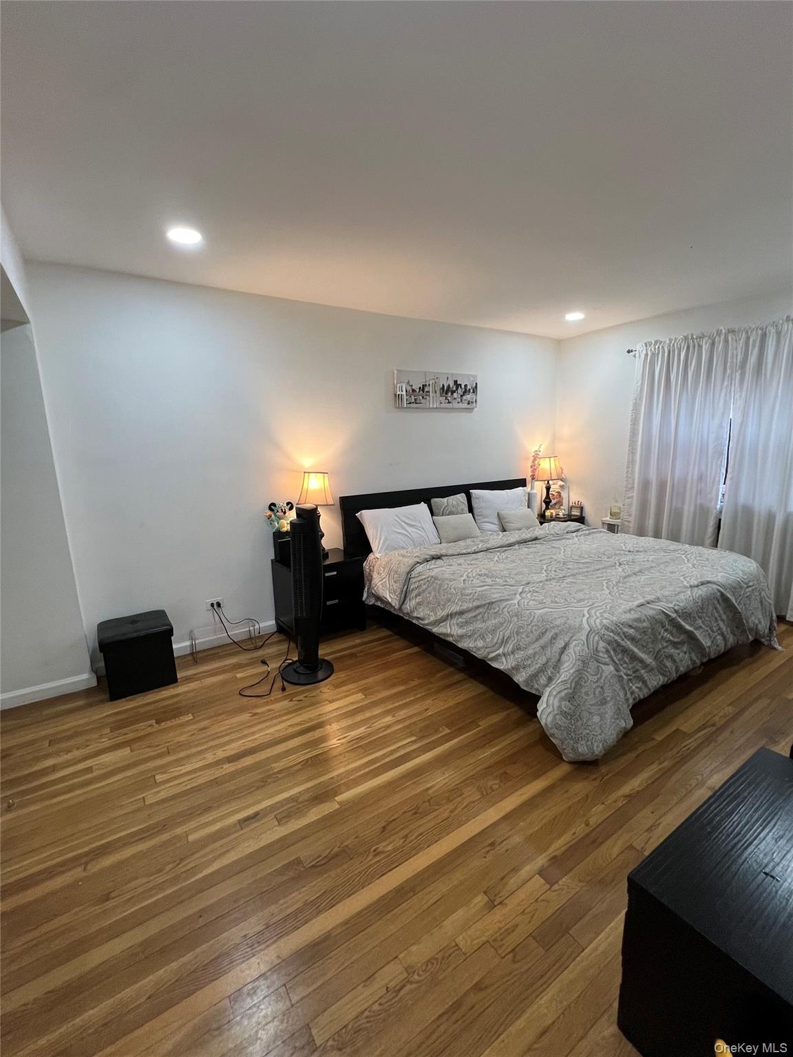 94-10 59th Avenue # 2J, Elmhurst, NY 11373