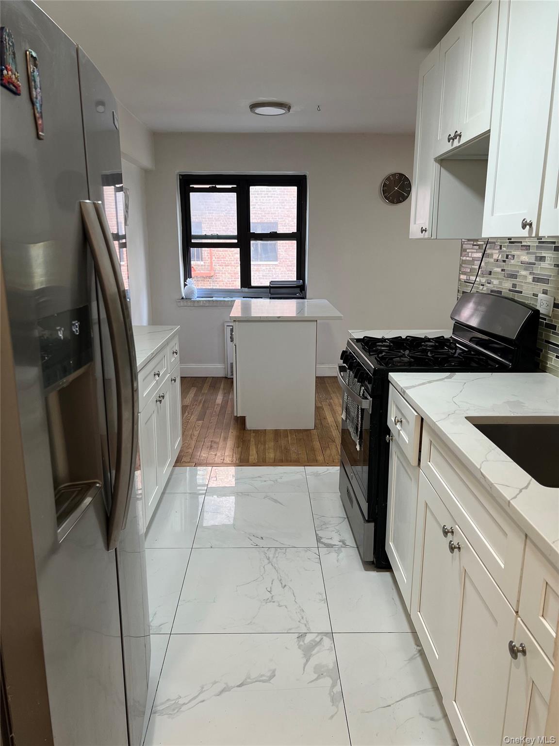 94-10 59th Avenue # 2J, Elmhurst, NY 11373