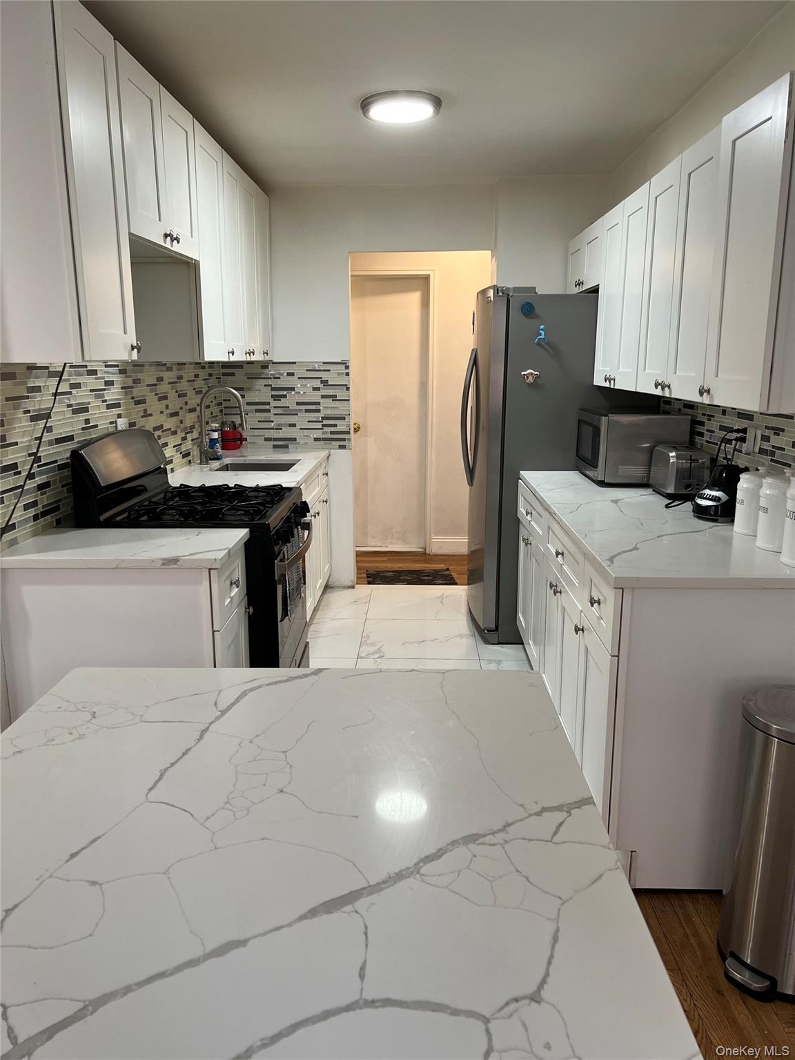 94-10 59th Avenue # 2J, Elmhurst, NY 11373