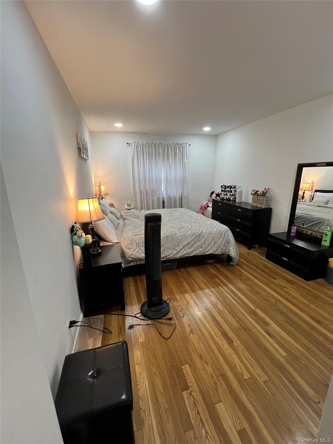 94-10 59th Avenue # 2J, Elmhurst, NY 11373