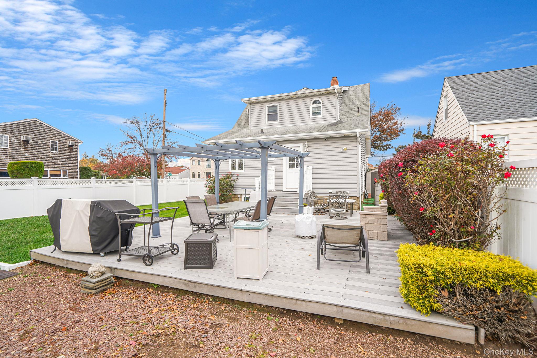 1800 Stuyvesant Avenue, Merrick, NY 11566