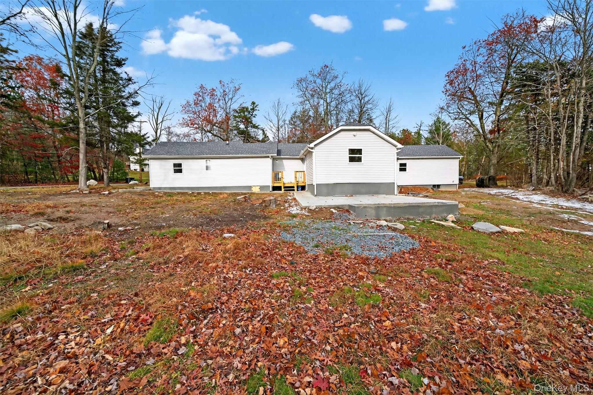 16 Nightingale Trail E, Wurtsboro, NY 12790