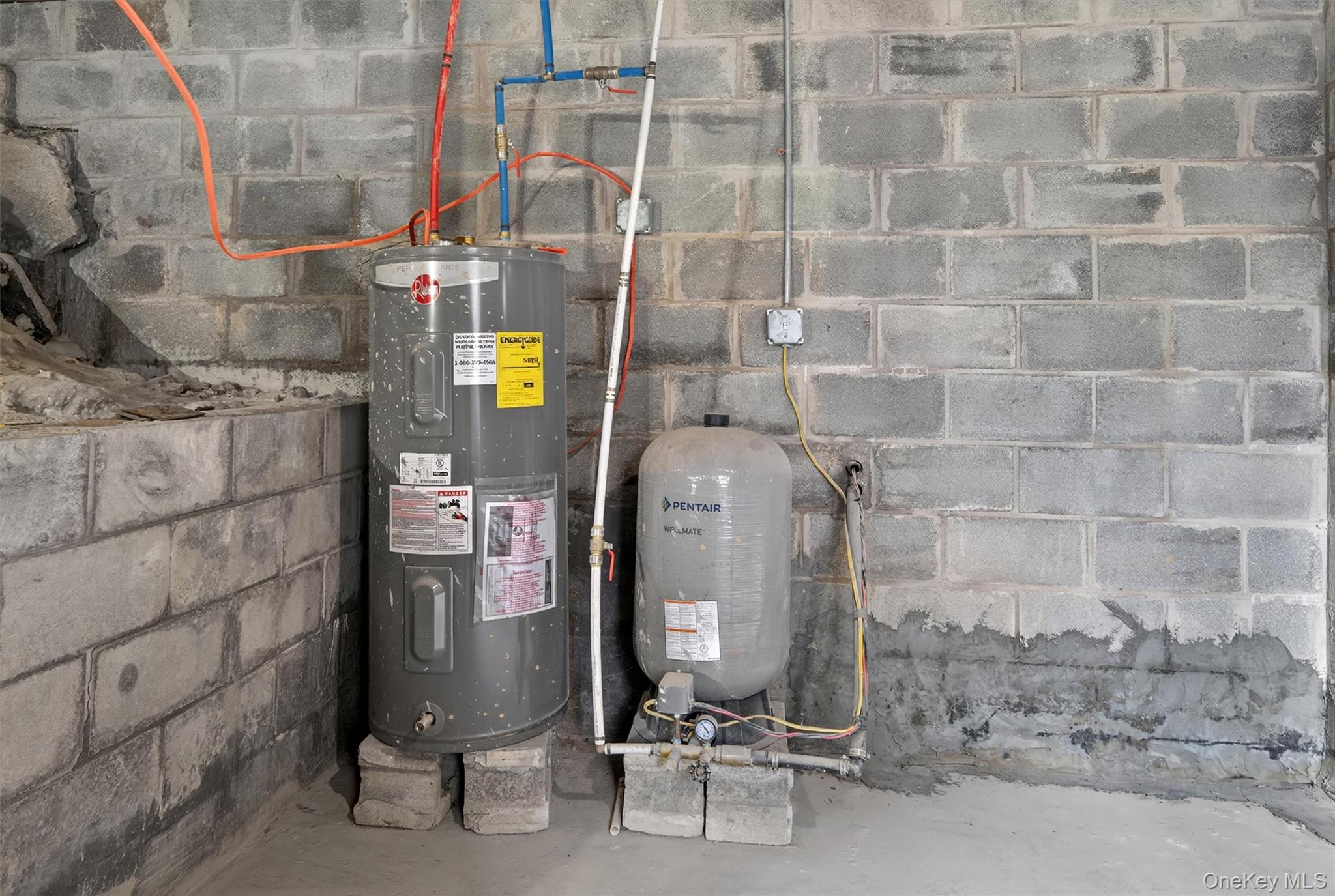 16 Nightingale Trail E, Wurtsboro, NY 12790