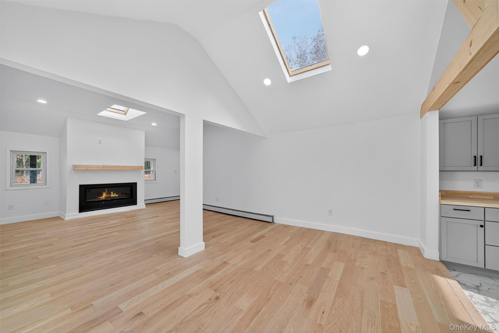 16 Nightingale Trail E, Wurtsboro, NY 12790