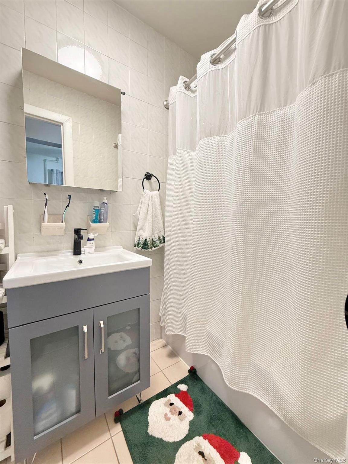 9013 77th Street, Woodhaven, NY 11421