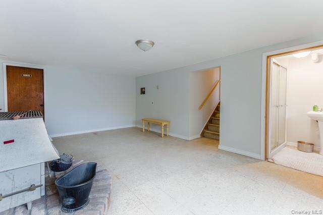 10 Grand Street, Smithtown, NY 11787