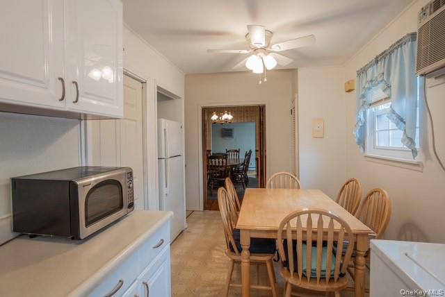 10 Grand Street, Smithtown, NY 11787