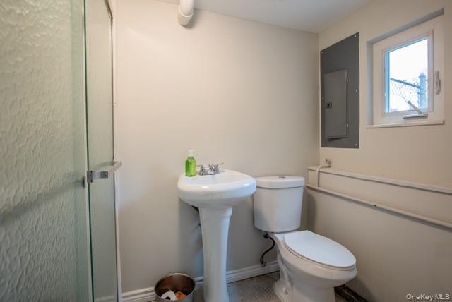 10 Grand Street, Smithtown, NY 11787