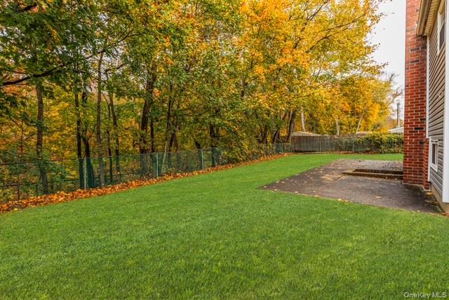 10 Grand Street, Smithtown, NY 11787