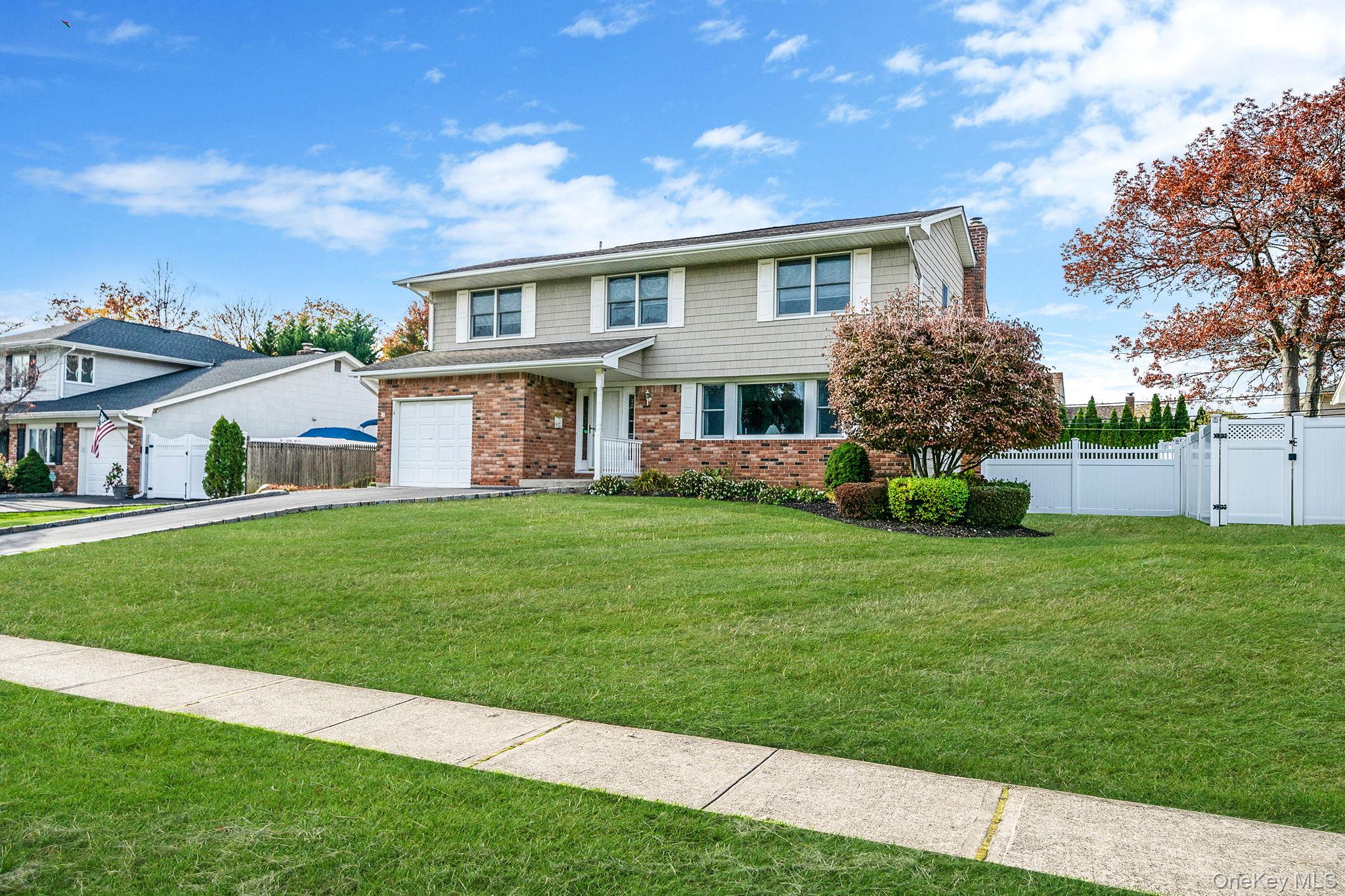 106 Fifty Acre Road S, Smithtown, NY 11787