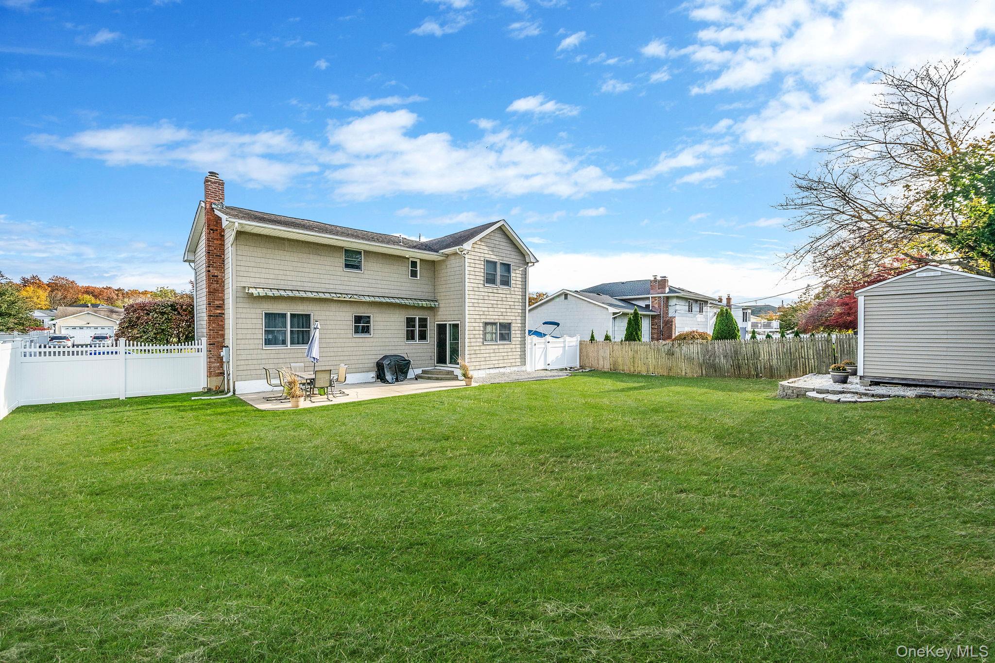 106 Fifty Acre Road S, Smithtown, NY 11787