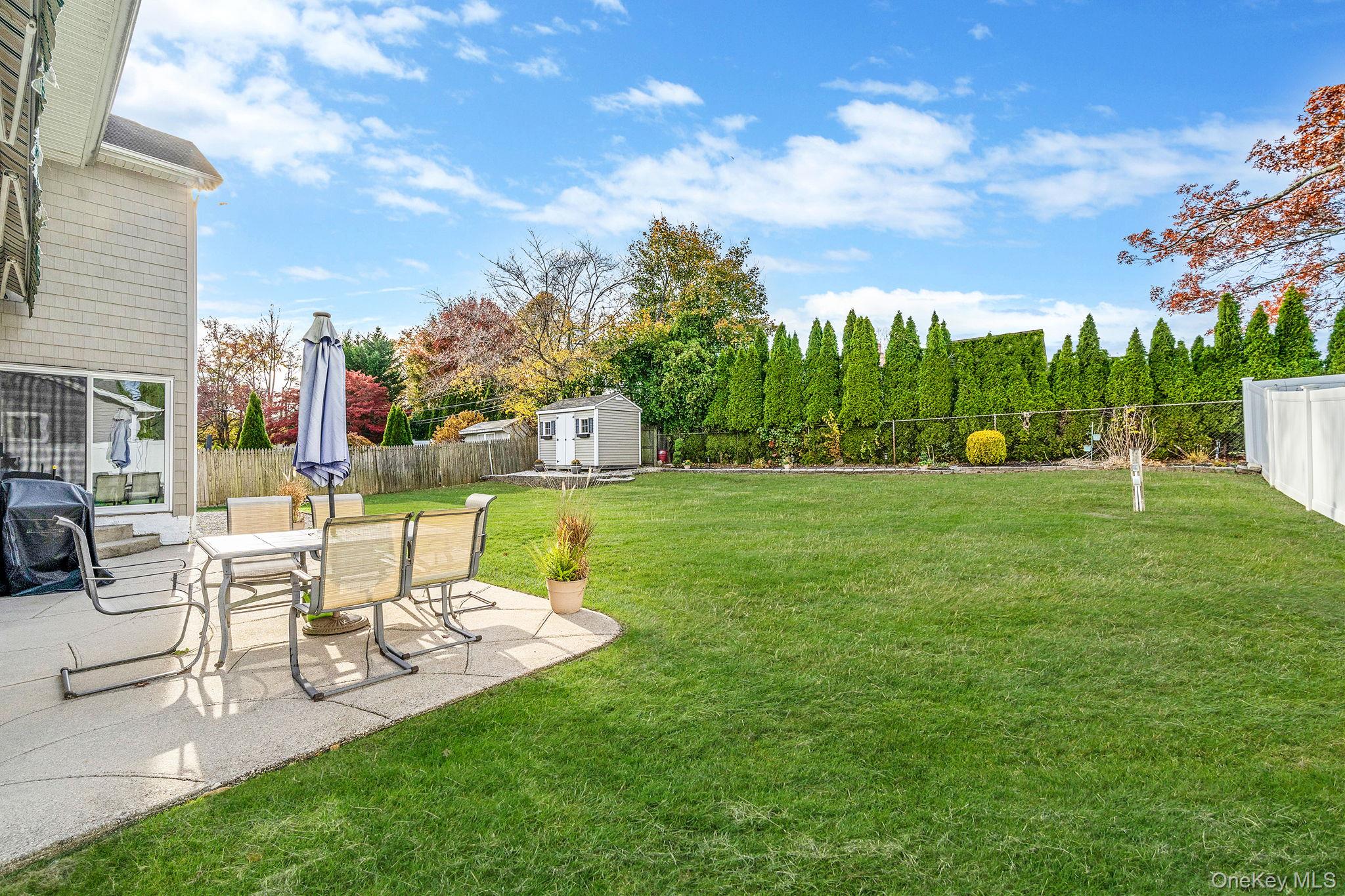 106 Fifty Acre Road S, Smithtown, NY 11787