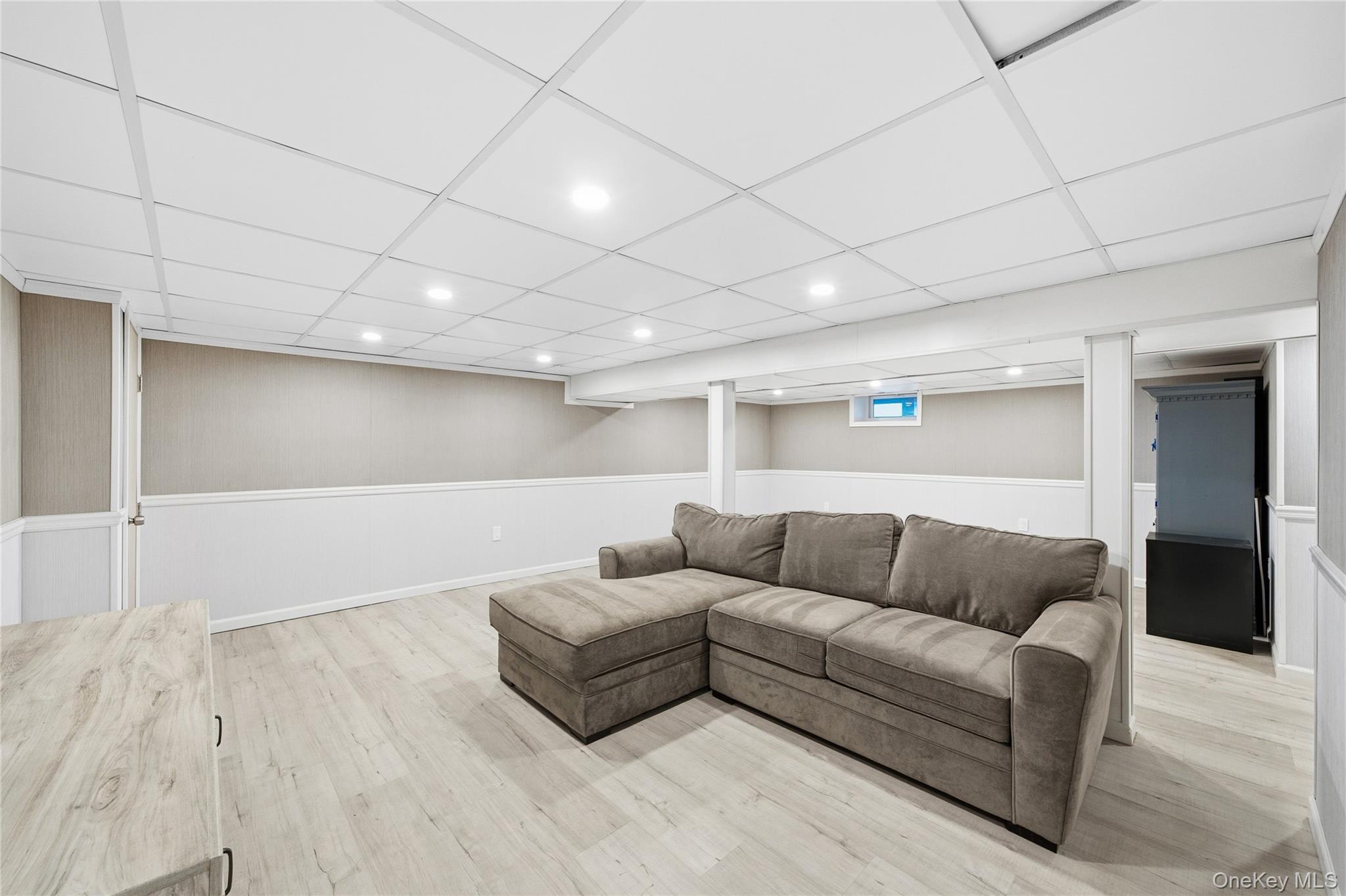 32 Beachwood Drive, Babylon, NY 11702