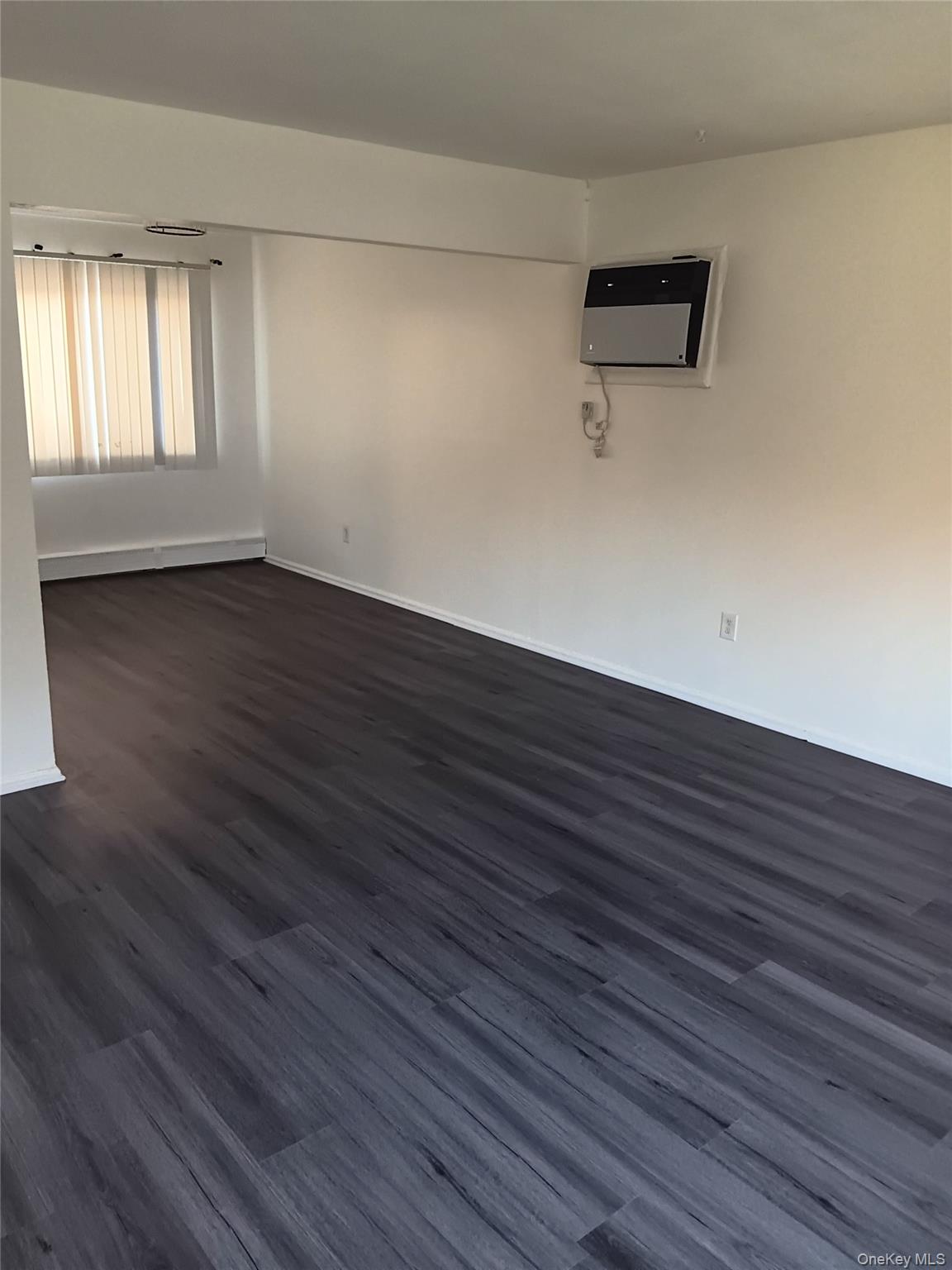 3 North Drive, Amityville, NY 11701