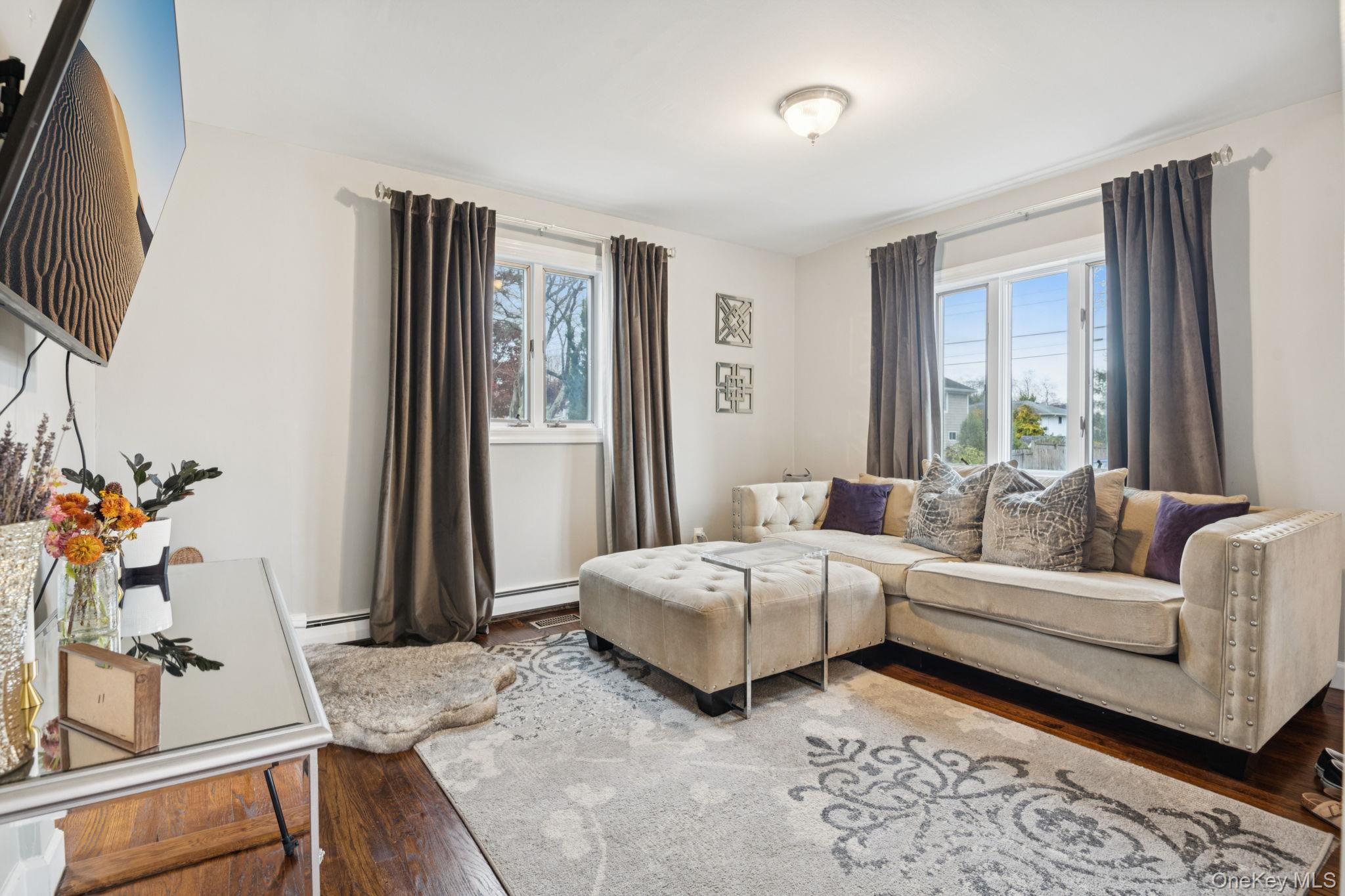 515 McCall Avenue, West Islip, NY 11795