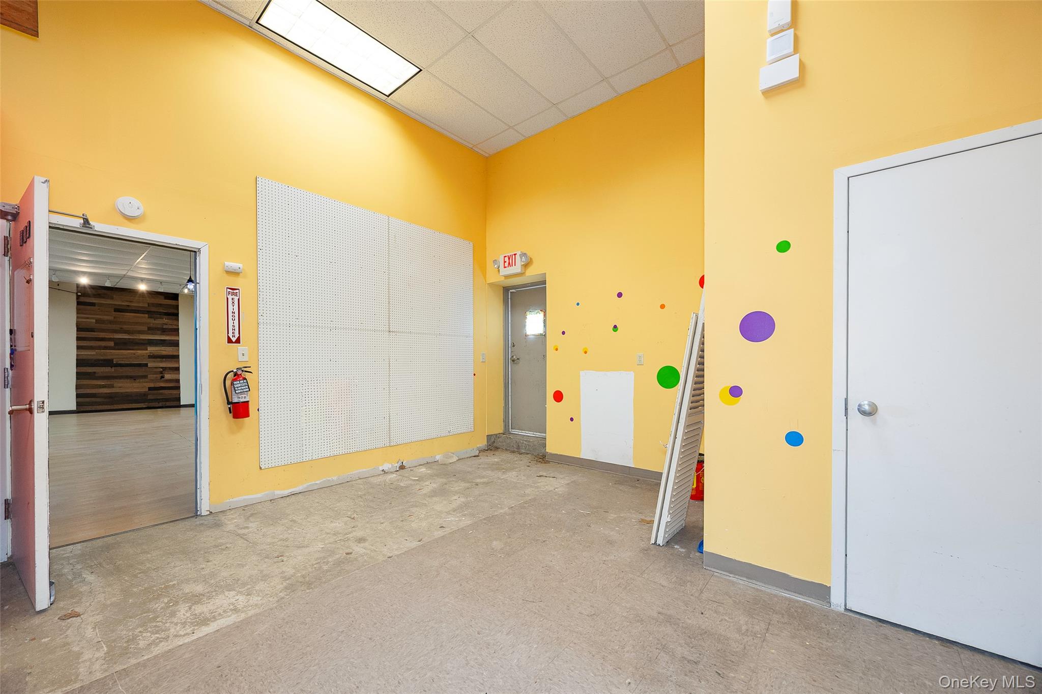 165 S Plank Road, Newburgh, NY 12550