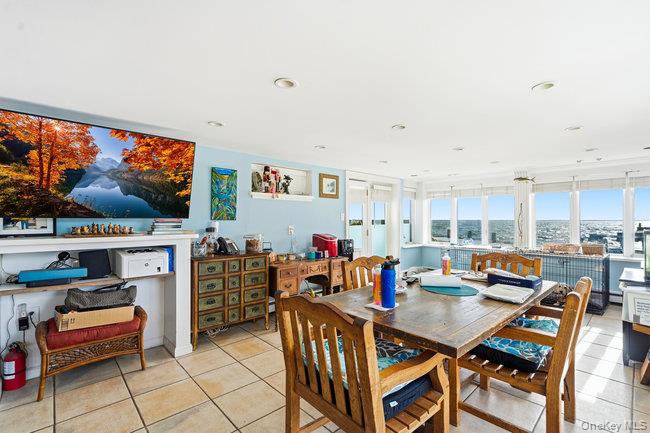 49 S Bay Avenue, Amityville, NY 11701