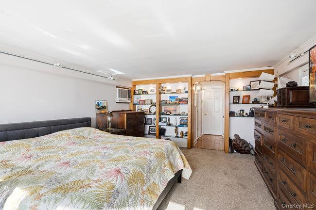 49 S Bay Avenue, Amityville, NY 11701