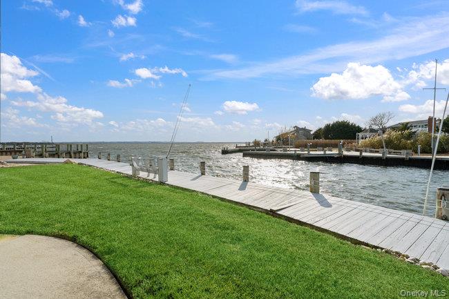 49 S Bay Avenue, Amityville, NY 11701