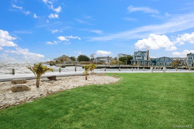 49 S Bay Avenue, Amityville, NY 11701