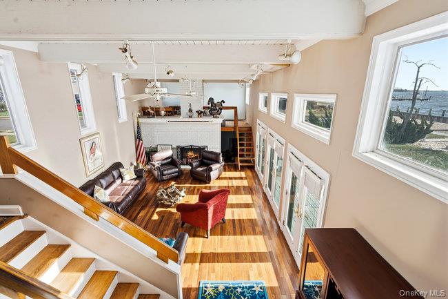 49 S Bay Avenue, Amityville, NY 11701