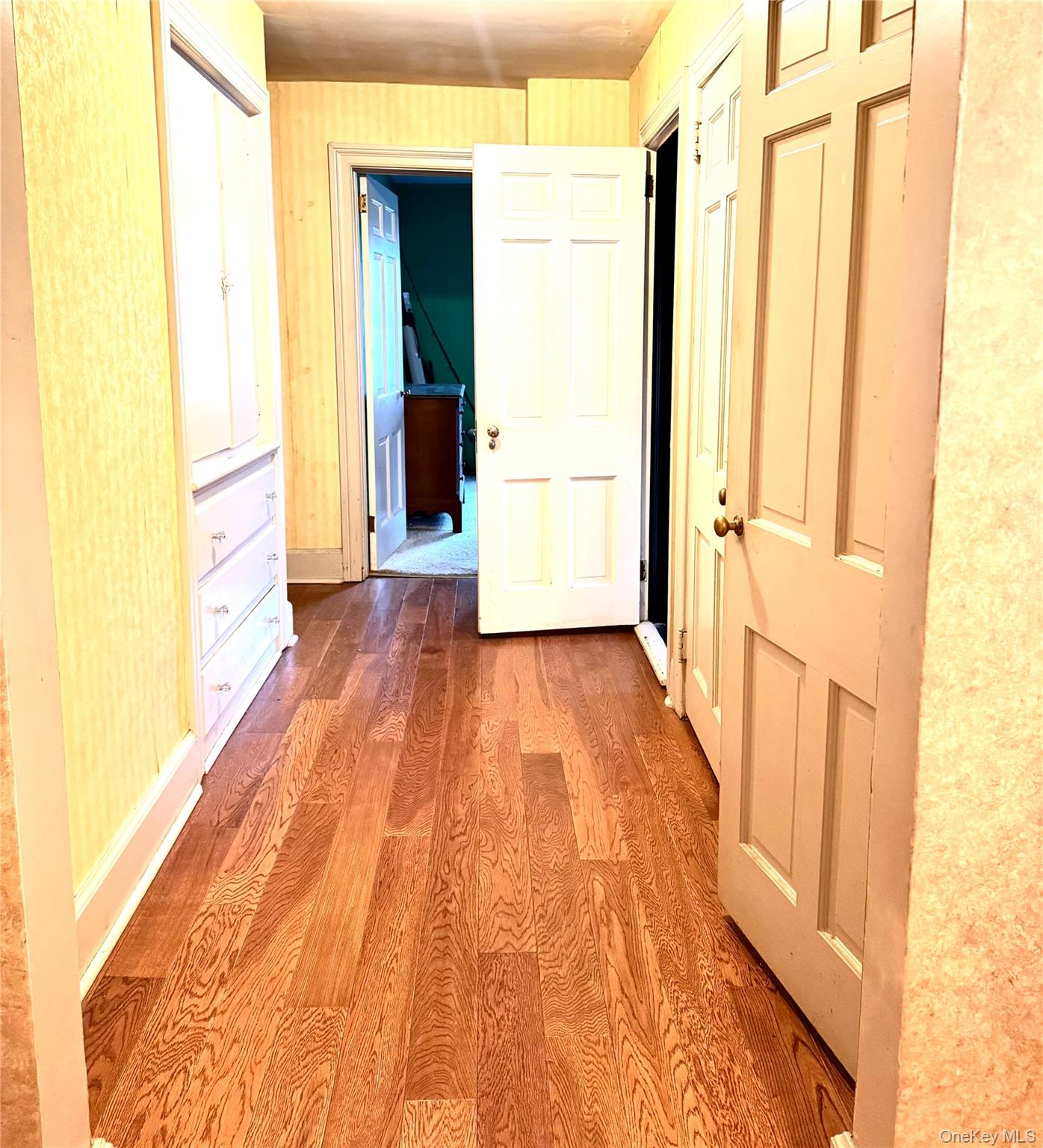 832 Dutchess Turnpike, Poughkeepsie, NY 12603